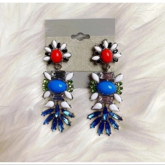 NWT Statement Earrings - Picture 1 of 4
